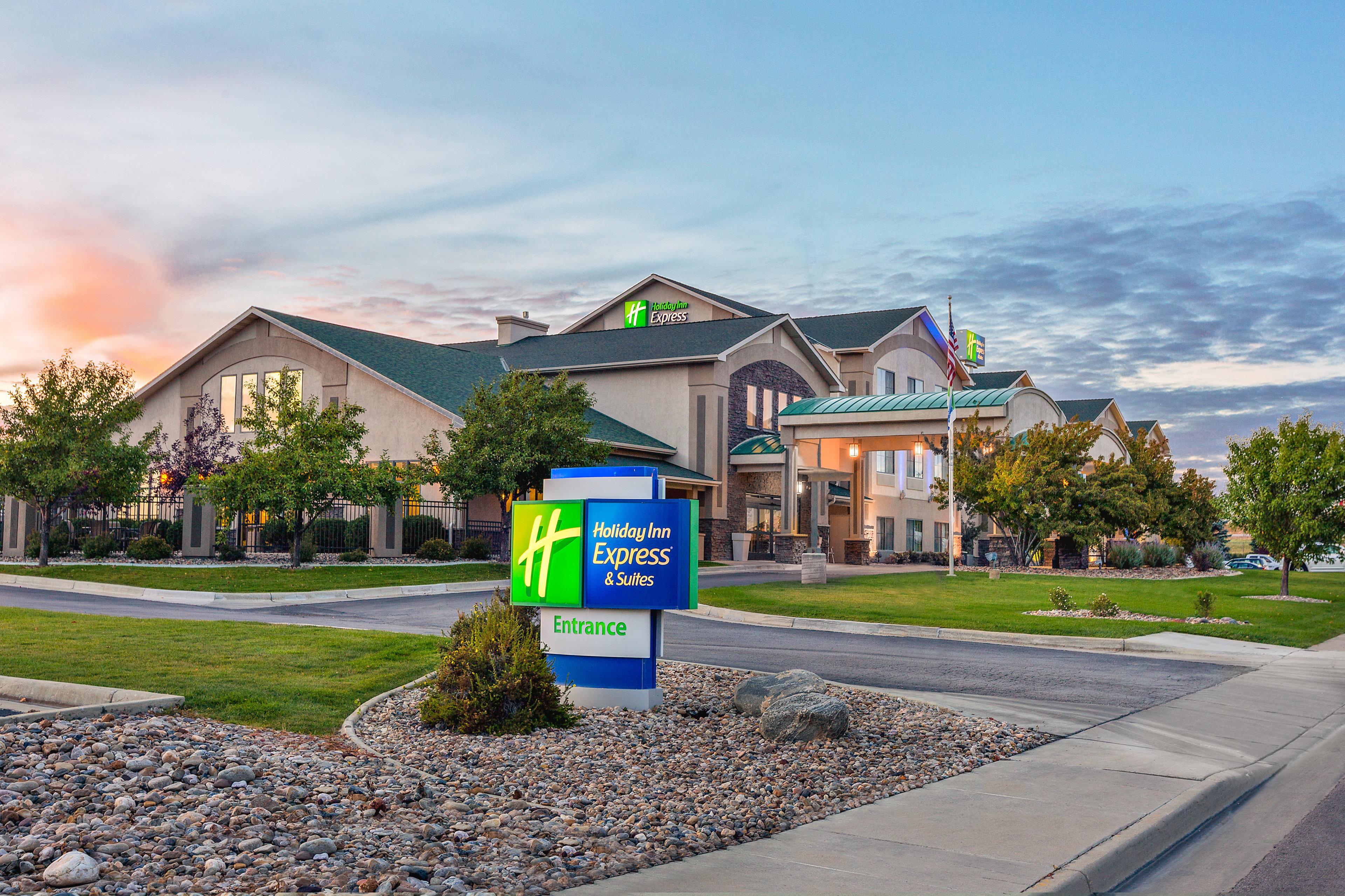 Holiday Inn Express Hotel & Suites Gillette By Ihg Bagian luar foto