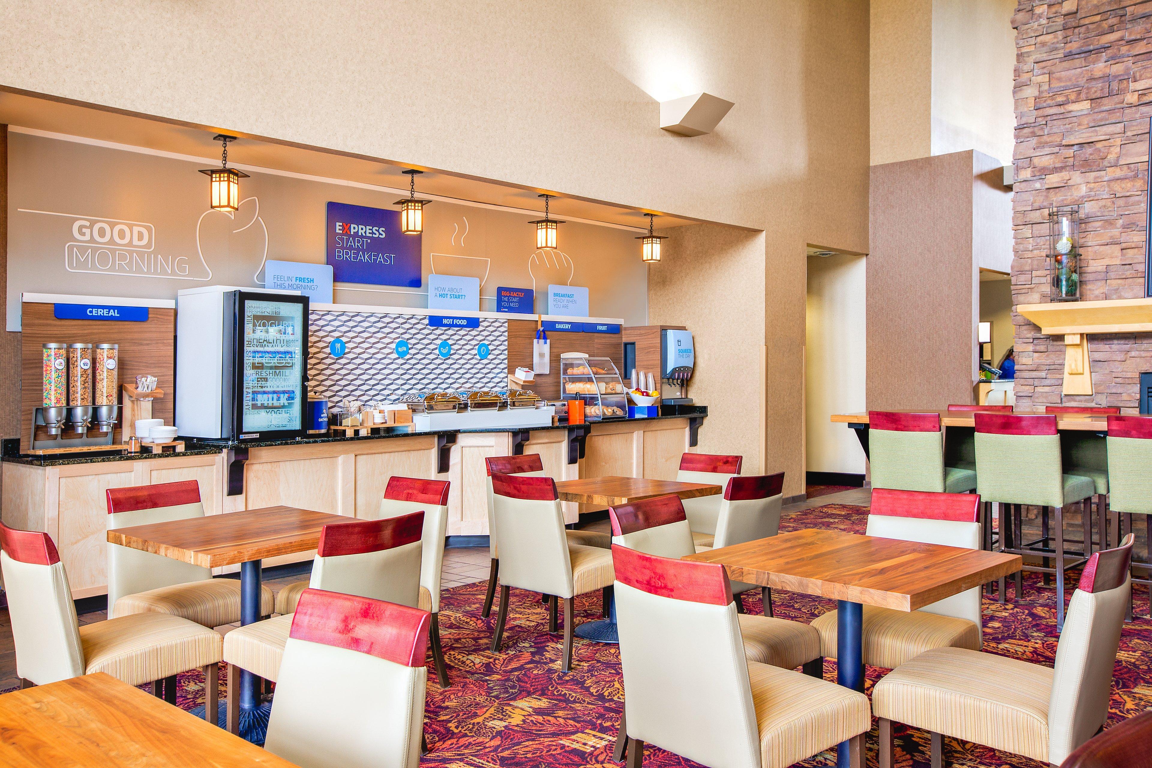 Holiday Inn Express Hotel & Suites Gillette By Ihg Bagian luar foto
