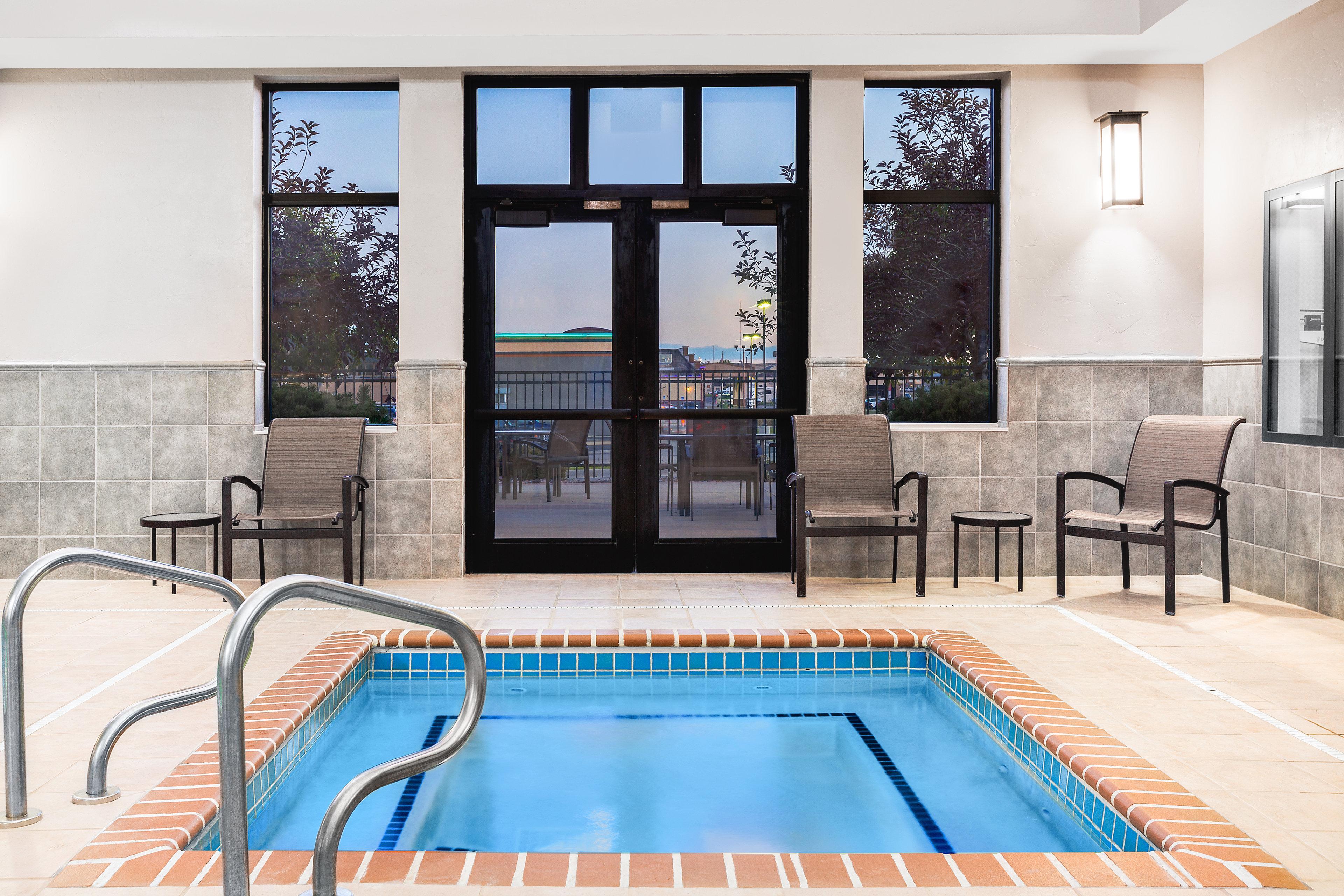 Holiday Inn Express Hotel & Suites Gillette By Ihg Bagian luar foto