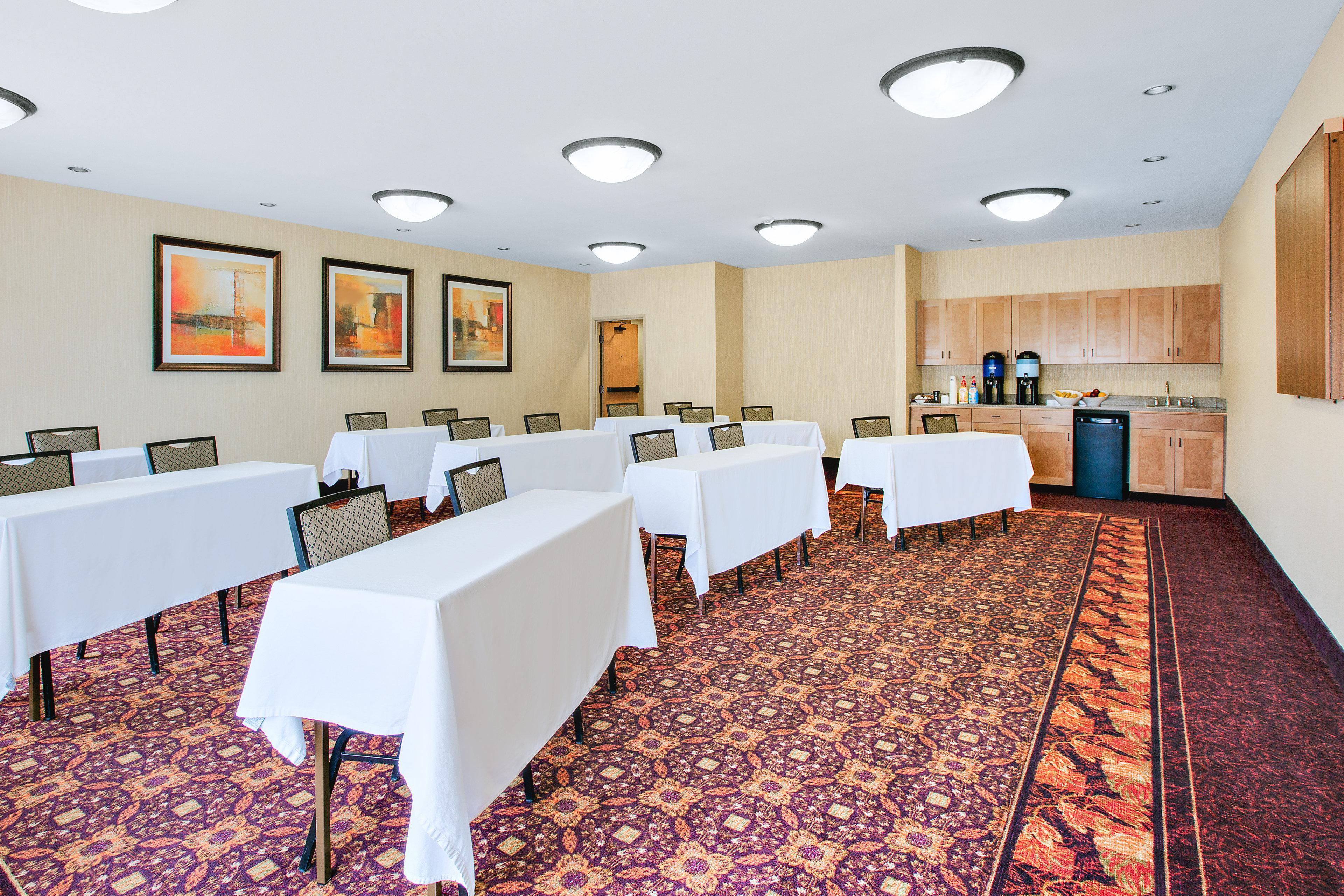 Holiday Inn Express Hotel & Suites Gillette By Ihg Bagian luar foto
